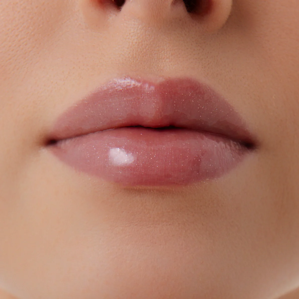 Lime Lipper SPF 20 з церамідами &mdash; лаймовий відтінок, срібно-зелений шимер та прозоро-глянцевий фініш B-LL фото